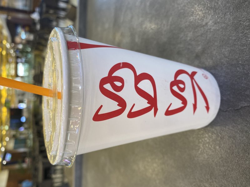 نوشابه لیوانی